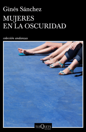 MUJERES EN LA OSCURIDAD